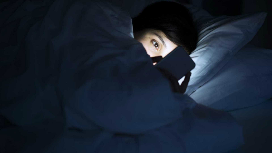evite luzes fortes antes de dormir